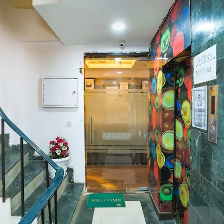 Fabhotel Sentinel Suites-2