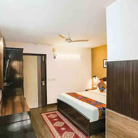 Fabhotel Sentinel Suites-3