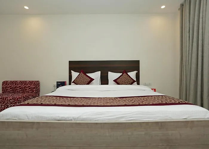 Oyo 11340 Hotel Lakshmi Palace New Delhi